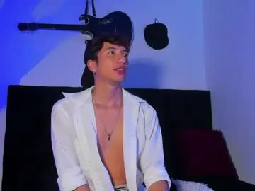 Chaturbate Private Sex Chat of mhatias_