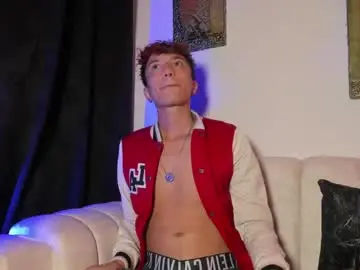 Chaturbate Best live sex cam show of mhatias_
