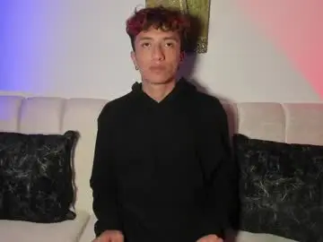 Chaturbate Private Sex Chat of mhatias_