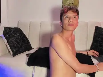 Chaturbate Free Porn Cam of mhatias_