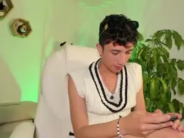 Chaturbate Private Sex Chat of mhatias_