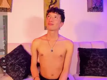 Chaturbate Nude Webcam of mhatias_