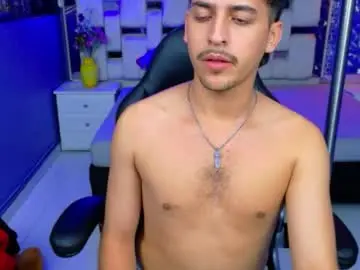 Chaturbate Free Porn Cam of alan_del_reyy