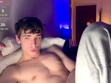Chaturbate Live Sex of face_cum_shooter