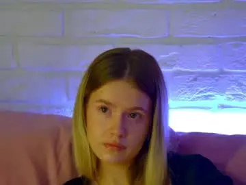 Chaturbate Live Sex Cam of milanabalmain