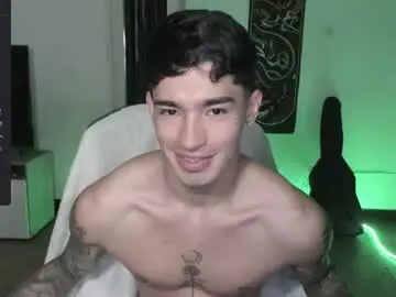 Chaturbate Live Sex Cam of damon_333