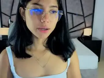 Chaturbate Best live sex cam show of milaa_star