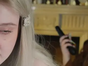 Chaturbate Best live sex cam show of carolina_winter