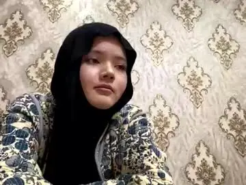 Chaturbate Live Sex of keeleylandrie