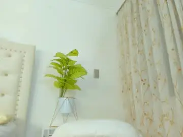 Chaturbate Live Sex Cam of prety_sharick