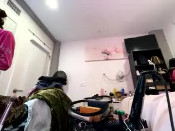 Chaturbate Live Porn of yungfemslut