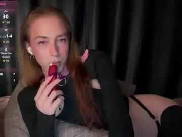 Chaturbate Adult Video Chat of avril_pearly_