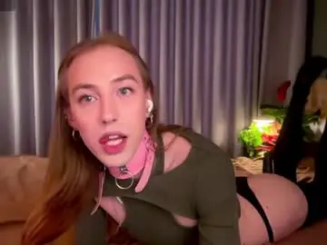 Chaturbate Sex Cam of avril_pearly_