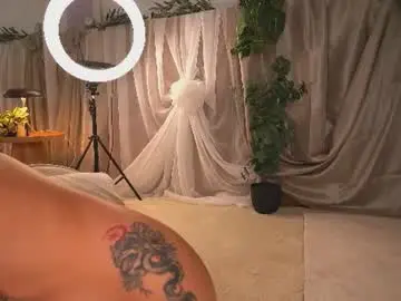 Chaturbate Adult Webcam of innocenthiishh