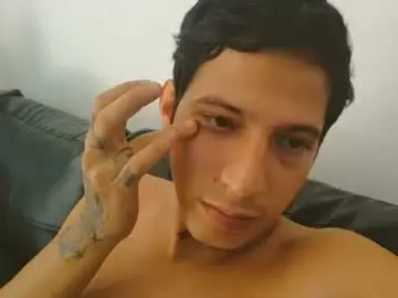 Chaturbate Live Porn of joseph_hotter