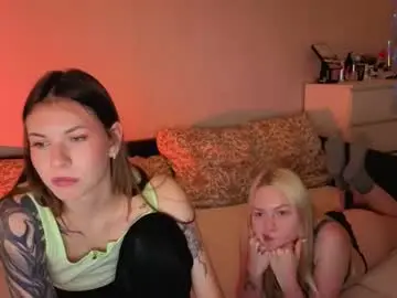 Chaturbate Free Porn Cam of let_me_seee