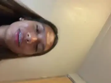 Chaturbate Free Live Porn of melahnie051002