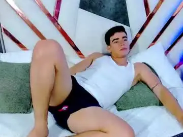 Chaturbate Free Porn Cam of mrs_boy20