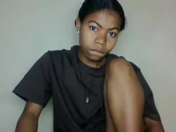 Chaturbate Live Sex Cam of yannick_01