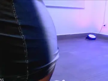 Chaturbate Adult Webcams of aveline_nuit