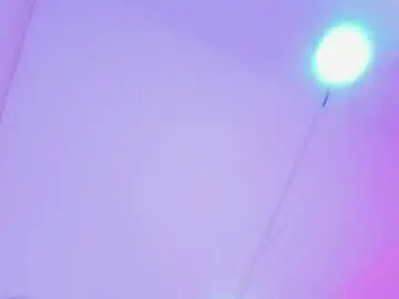 Chaturbate Nude Webcam of curly_lovexx
