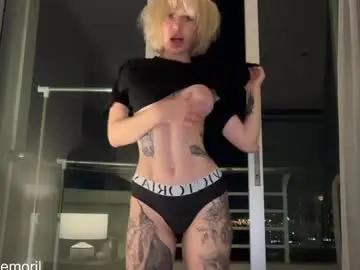 Chaturbate Live Porn of golden_alinee