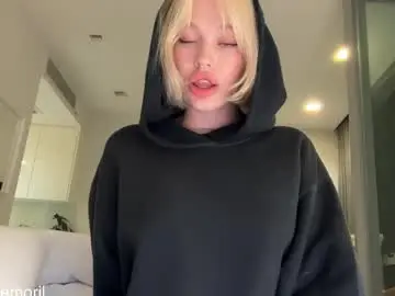 Chaturbate Adult Video Chat of golden_alinee