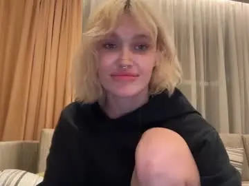 Chaturbate Free Porn Cam of golden_alinee