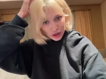 Chaturbate Free Porn Cam of golden_alinee