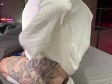 Chaturbate Live Sex of golden_alinee