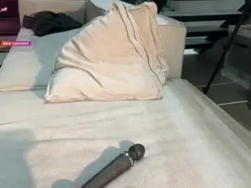 Chaturbate Free Live Porn of golden_alinee