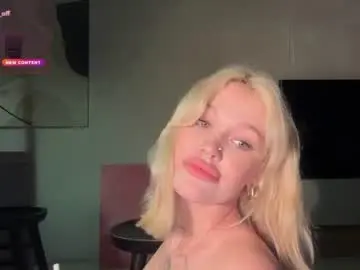 Chaturbate Free Porn Cam of golden_alinee