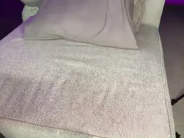 Chaturbate Watch Live Sex Cams of golden_alinee