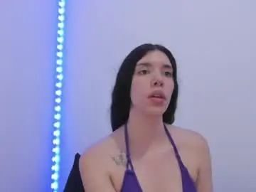 Chaturbate Free Porn Cam of maddymendozaxx