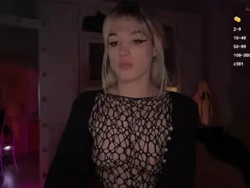 Chaturbate Sex Cam of sun_for_you