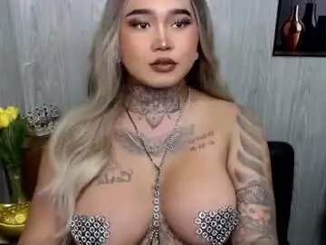 Chaturbate Live Porn of urfabtattooqueen