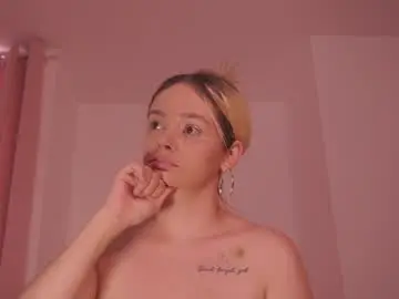 Chaturbate Live Porn of bella_adams_