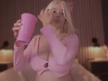 Chaturbate Nude Webcam of bella_adams_