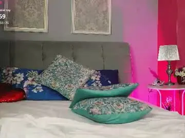 Chaturbate Watch Live Sex Cams of sabrinna_sky