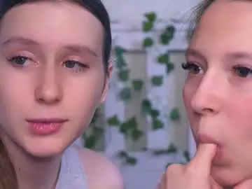 Chaturbate Adult Webcams of wendiesetters