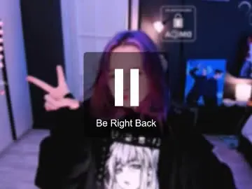 Chaturbate Live Sex Cam of effie_lee