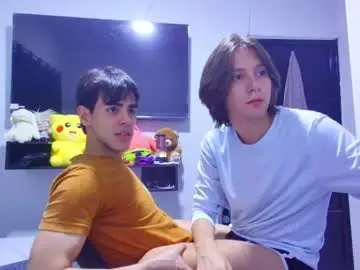 Chaturbate Best live sex cam show of alex_and_fabian