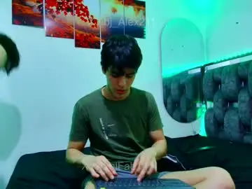 Chaturbate Free Live Porn of alex_and_fabian