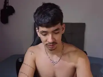 Chaturbate Live Sex Cam of isaac_sttone01