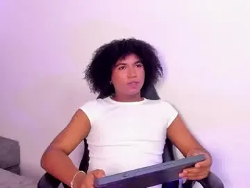 Chaturbate Adult Webcams of axel_colling1