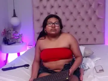 Chaturbate Live Sex Cam of kiri_black_