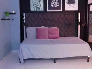 Chaturbate Sex Cam of kitty_collins_