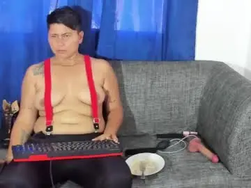 Chaturbate Best live sex cam show of liliandryle