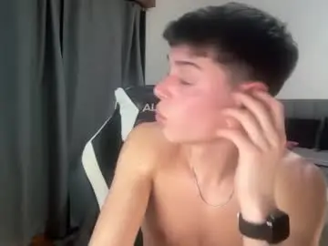Chaturbate Best live sex cam show of thomassex0