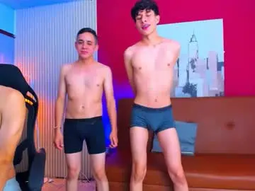 Chaturbate Best live sex cam show of wallen_house